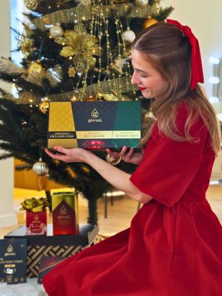 Απολαύστε την ηρεμία, το άρωμα καθαριότητας και τη ζεστασιά του σπιτιού, που διαρκεί πολύ μετά τα Χριστούγεννα. 🎄✨ Τα...